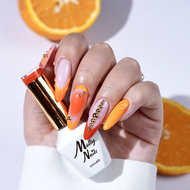 Co jest potrzebne do manicure hybrydowego?